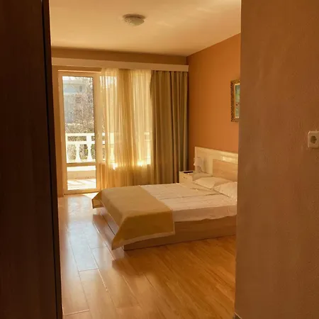 Noy 3* Varna